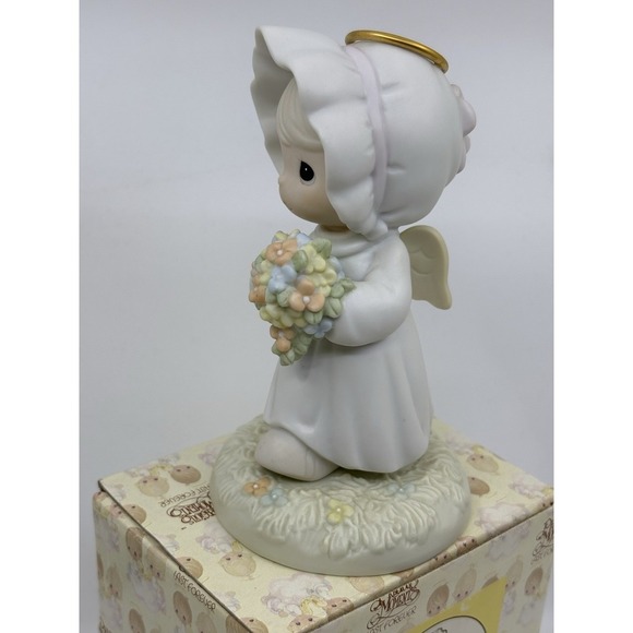 Precious Moments 'A Bouquet From God's Garden Of Love' 1997 #184268 In Box - Picture 4 of 4
